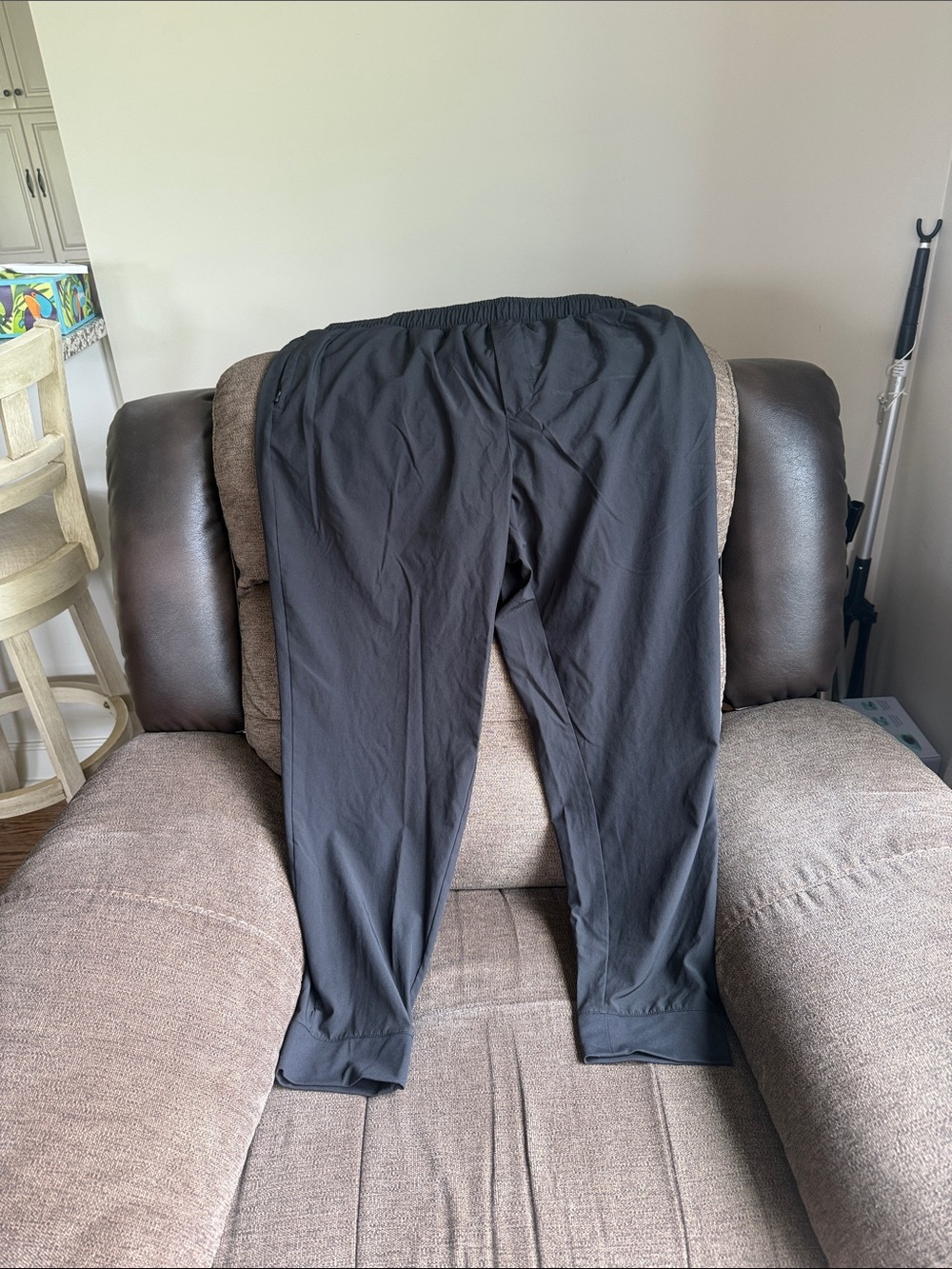 DSG Black Men's Jogger Sweatpants